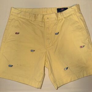 Vineyard Vines Men's Light Yellow Embroidered Shorts